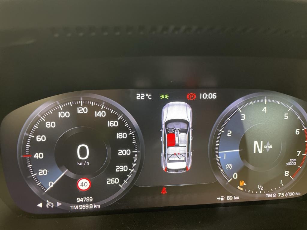 volvo-xc40-2022-gasolina-1477cc