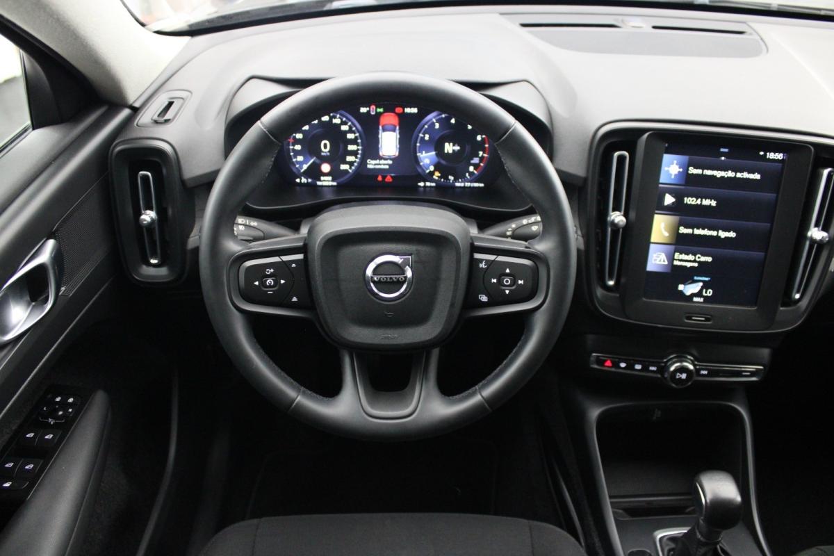 volvo-xc40-2022-gasolina-1477cc