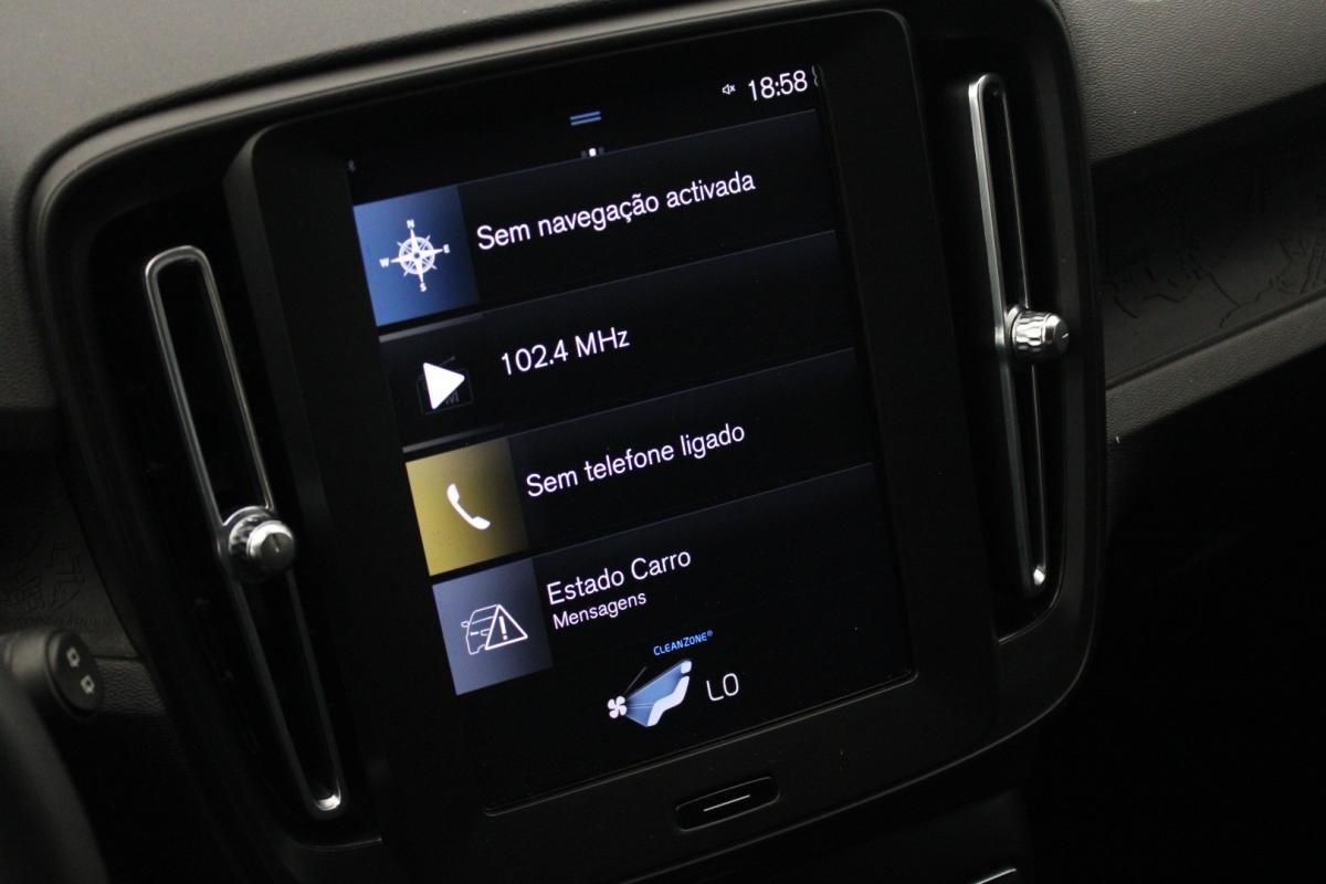 volvo-xc40-2022-gasolina-1477cc