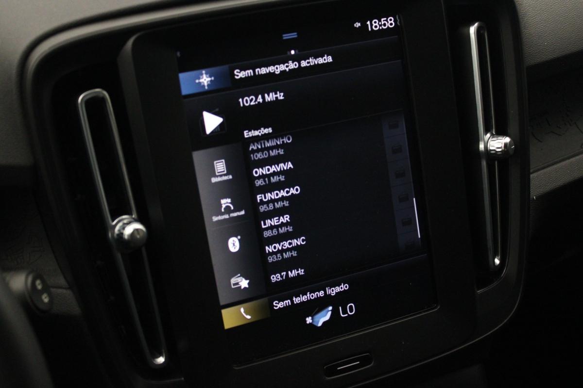 volvo-xc40-2022-gasolina-1477cc