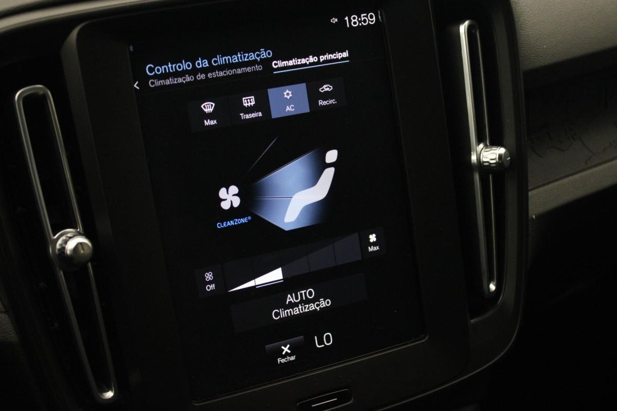 volvo-xc40-2022-gasolina-1477cc