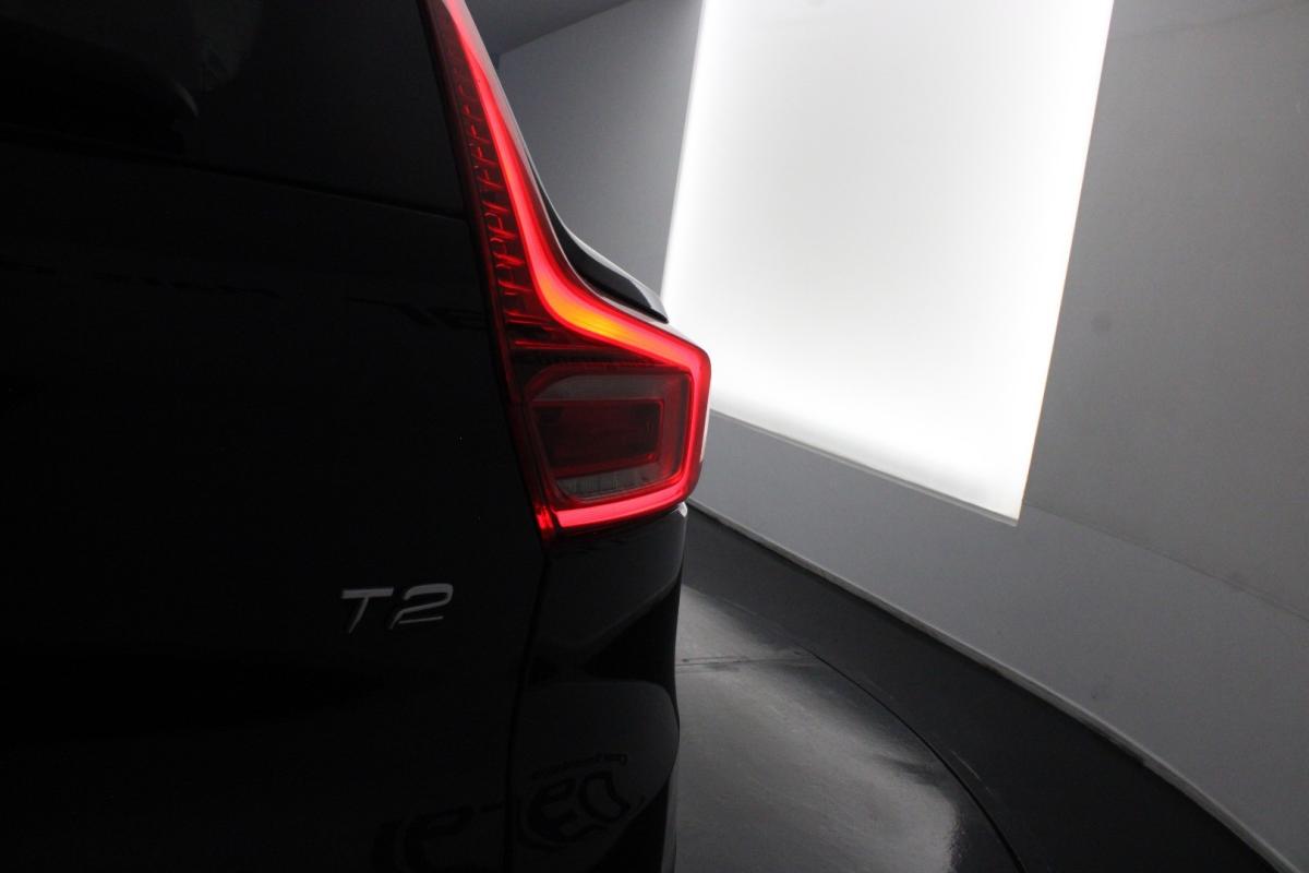 volvo-xc40-2022-gasolina-1477cc