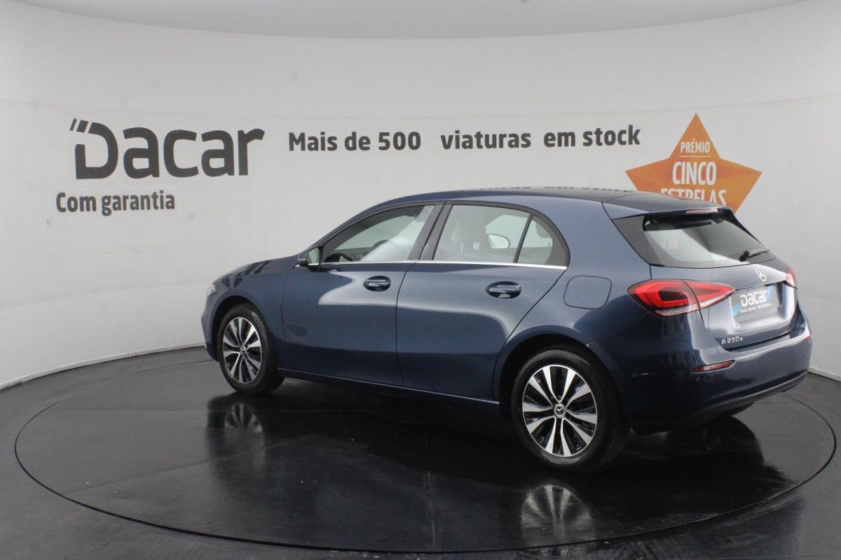 mercedes-benz-classe-a-2021-hibrido-a-gasolina-1332cc