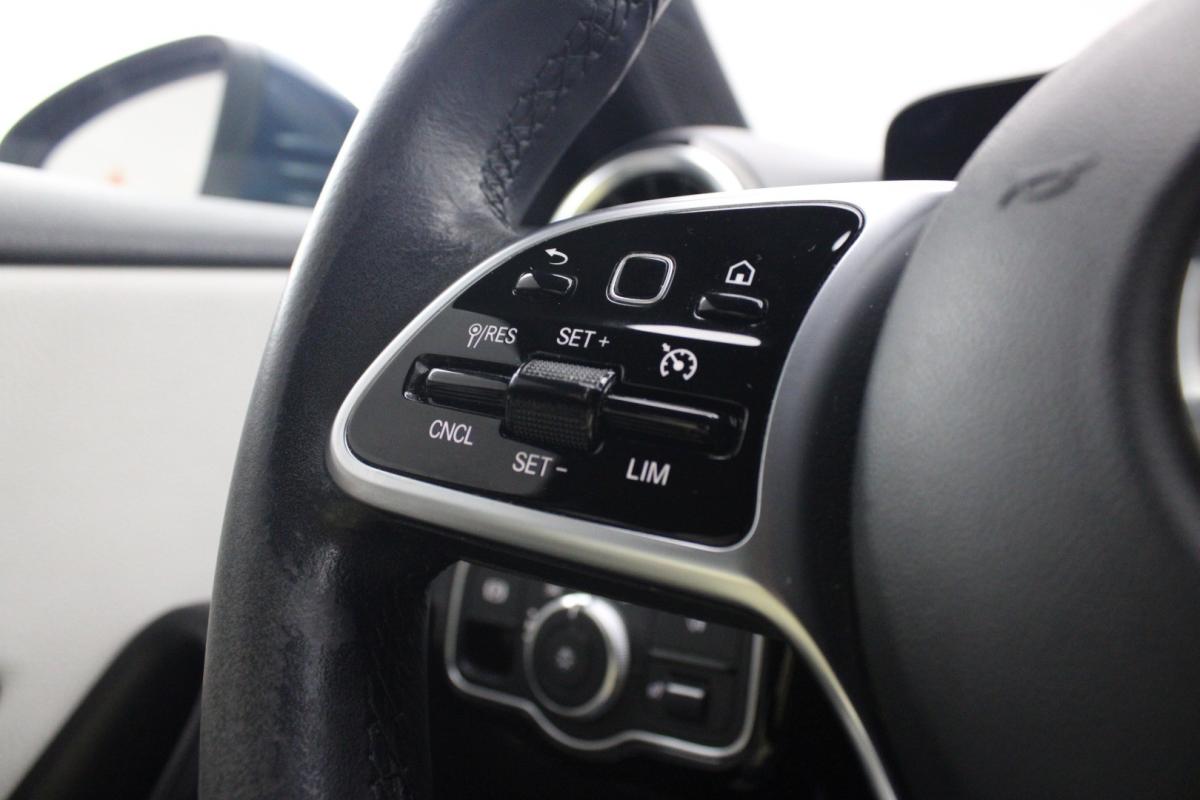 mercedes-benz-classe-a-2021-hibrido-a-gasolina-1332cc