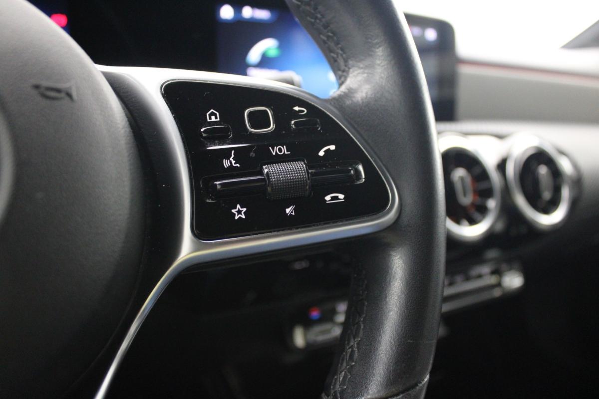 mercedes-benz-classe-a-2021-hibrido-a-gasolina-1332cc