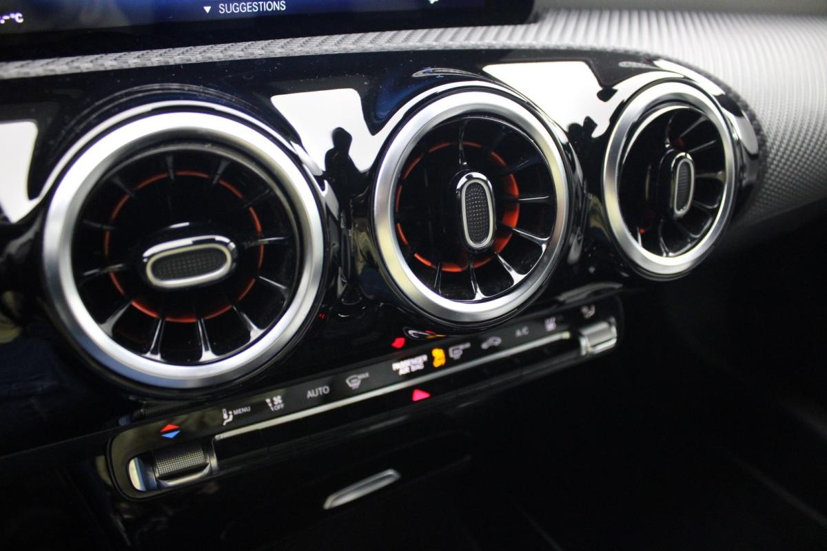 mercedes-benz-classe-a-2021-hibrido-a-gasolina-1332cc