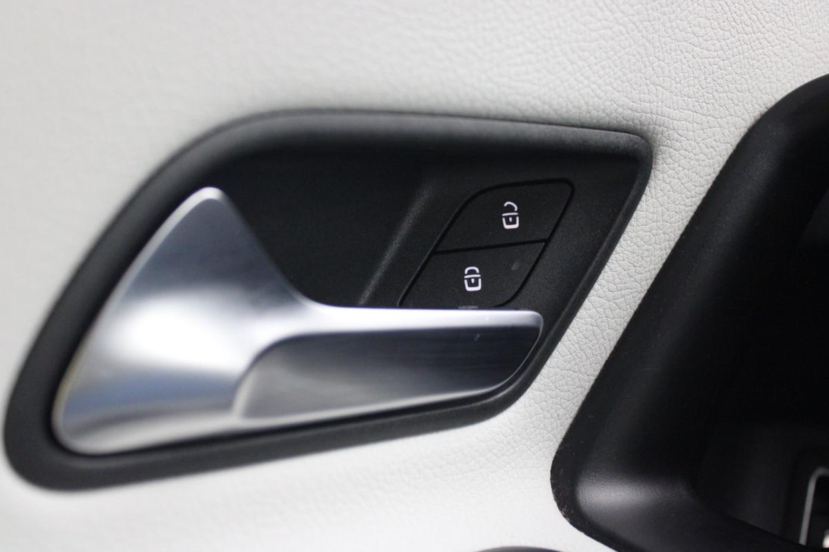 mercedes-benz-classe-a-2021-hibrido-a-gasolina-1332cc