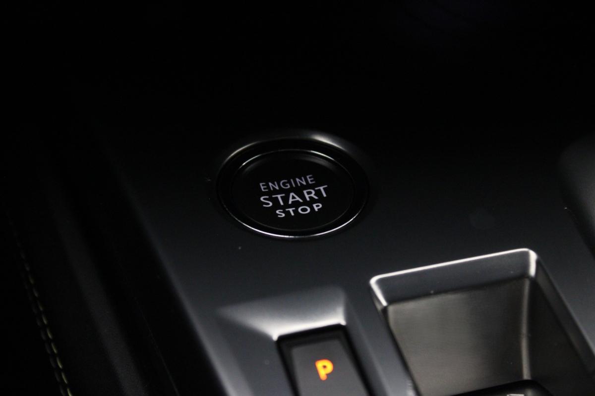peugeot-408-2023-gasolina-1199cc