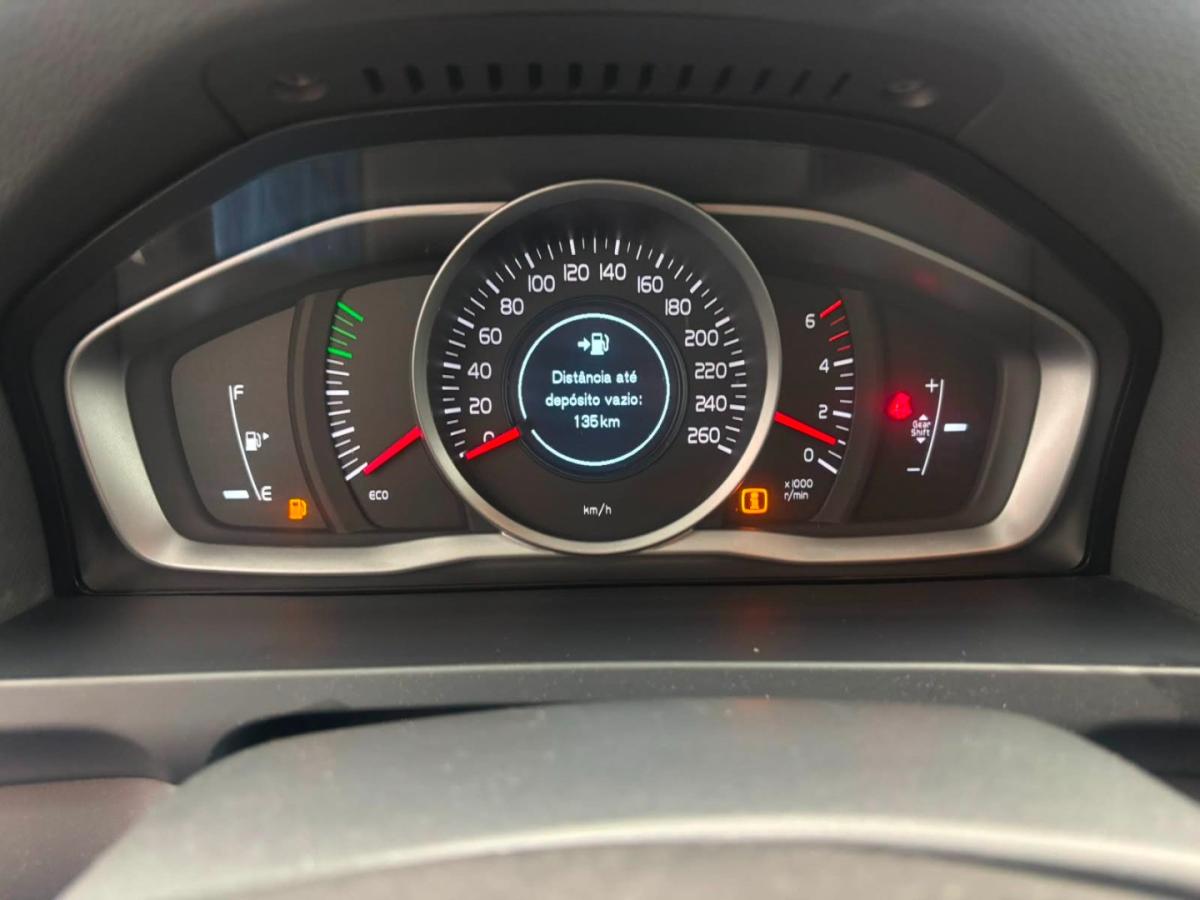 volvo-v60-2016-diesel-1969cc