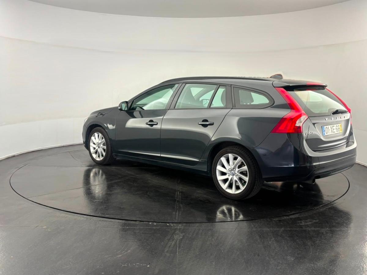 volvo-v60-2016-diesel-1969cc