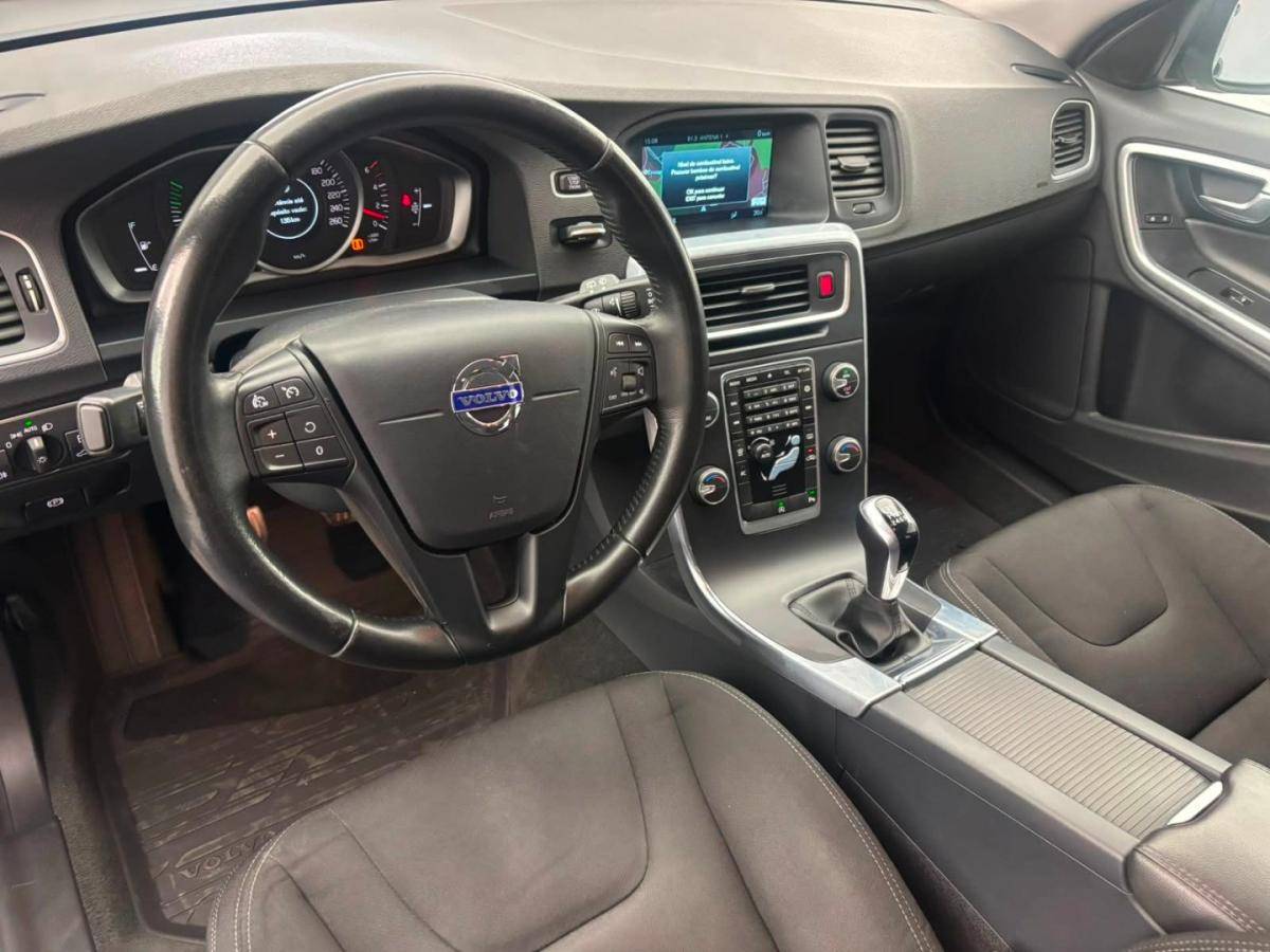 volvo-v60-2016-diesel-1969cc