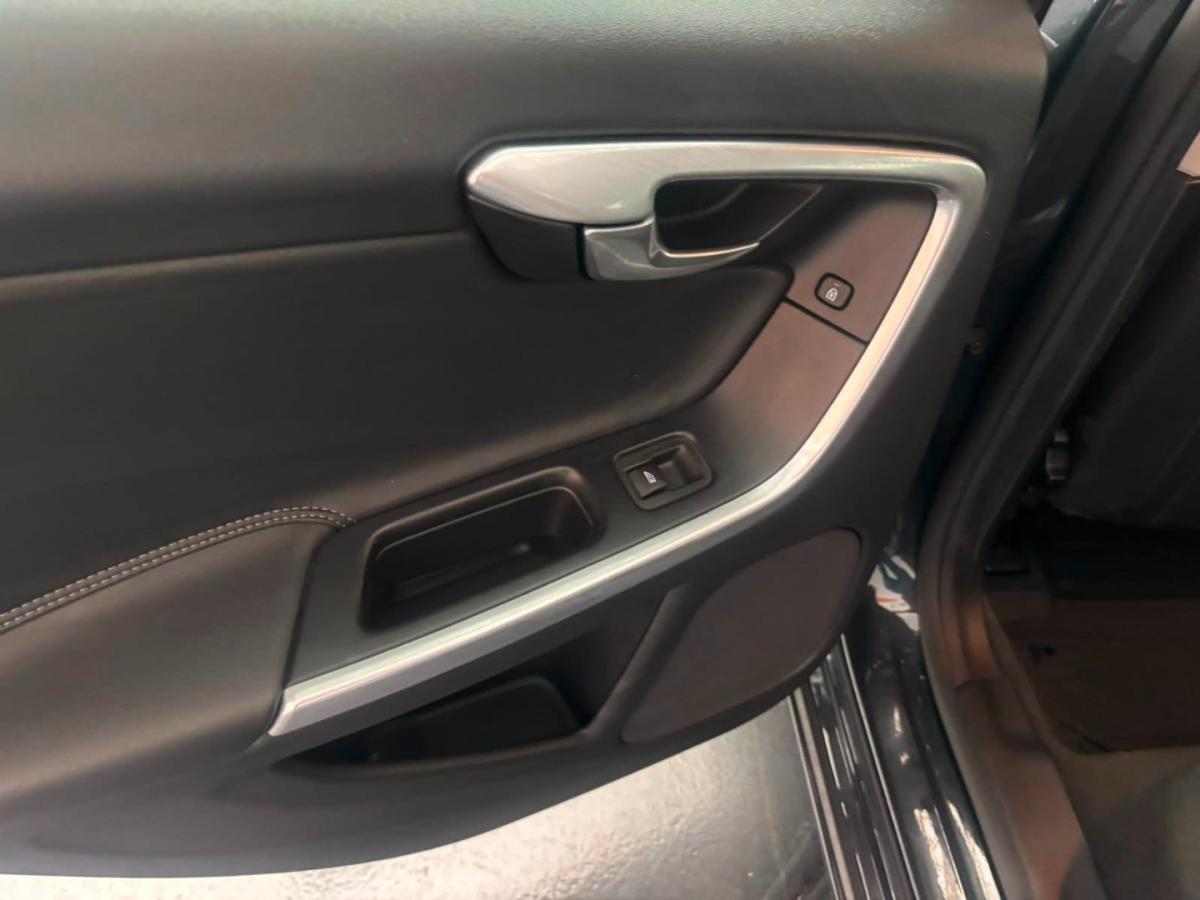 volvo-v60-2016-diesel-1969cc