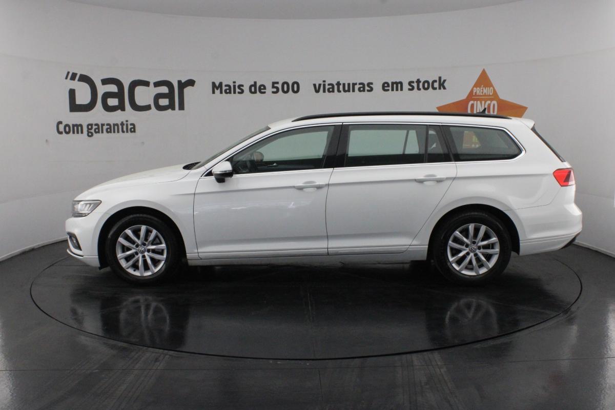 volkswagen-passat-variant-2019-diesel-1968cc