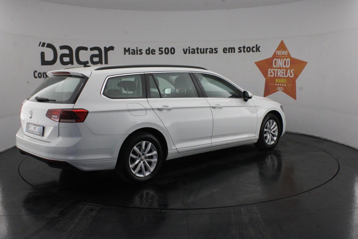 volkswagen-passat-variant-2019-diesel-1968cc