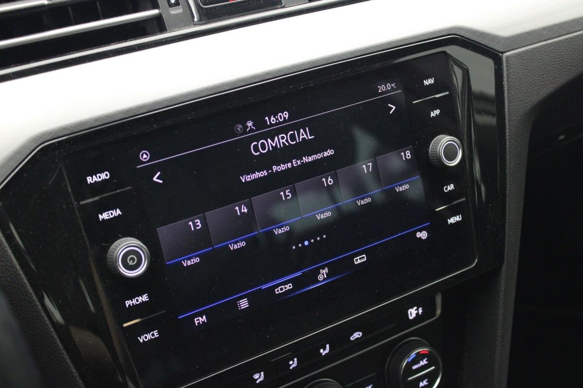 volkswagen-passat-variant-2019-diesel-1968cc