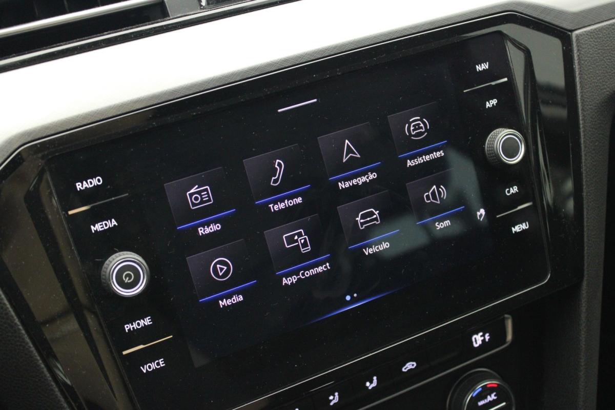 volkswagen-passat-variant-2019-diesel-1968cc