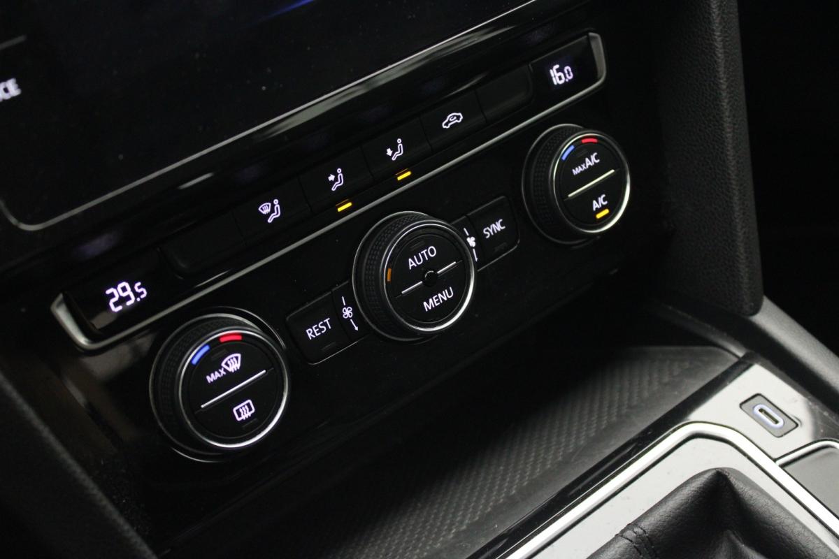 volkswagen-passat-variant-2019-diesel-1968cc