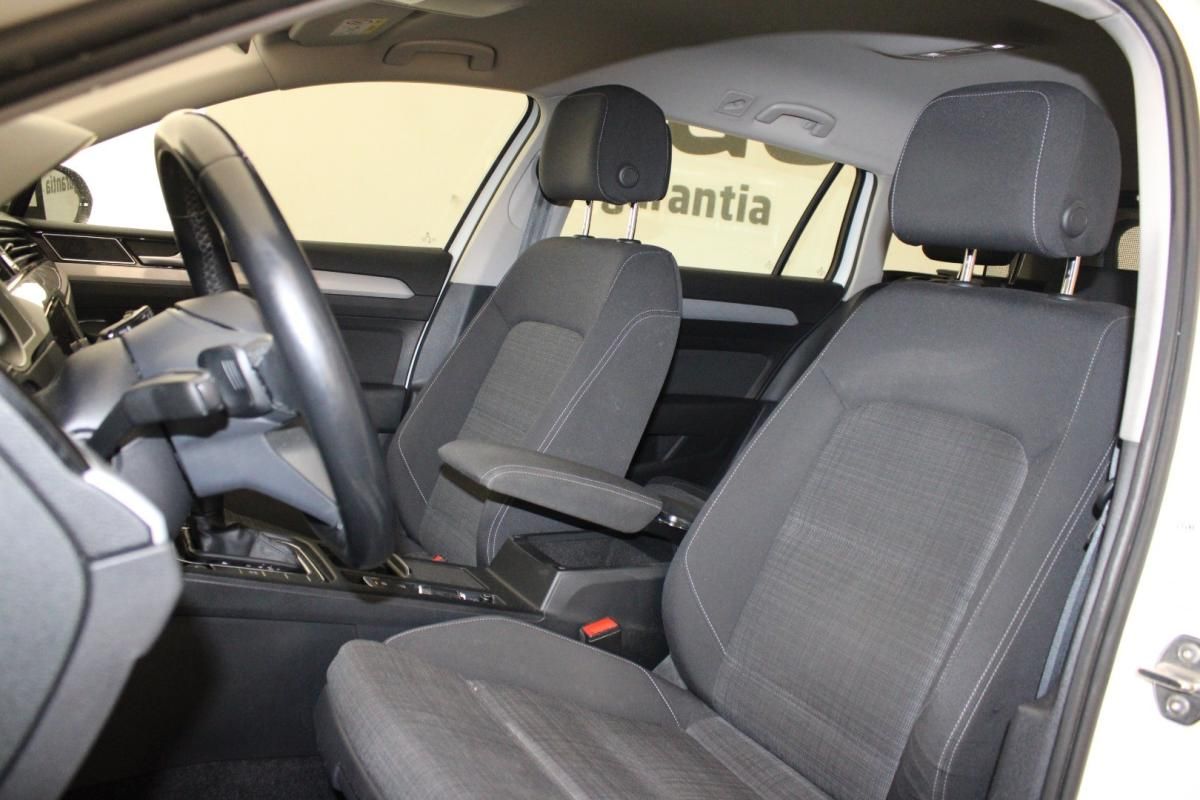 volkswagen-passat-variant-2019-diesel-1968cc