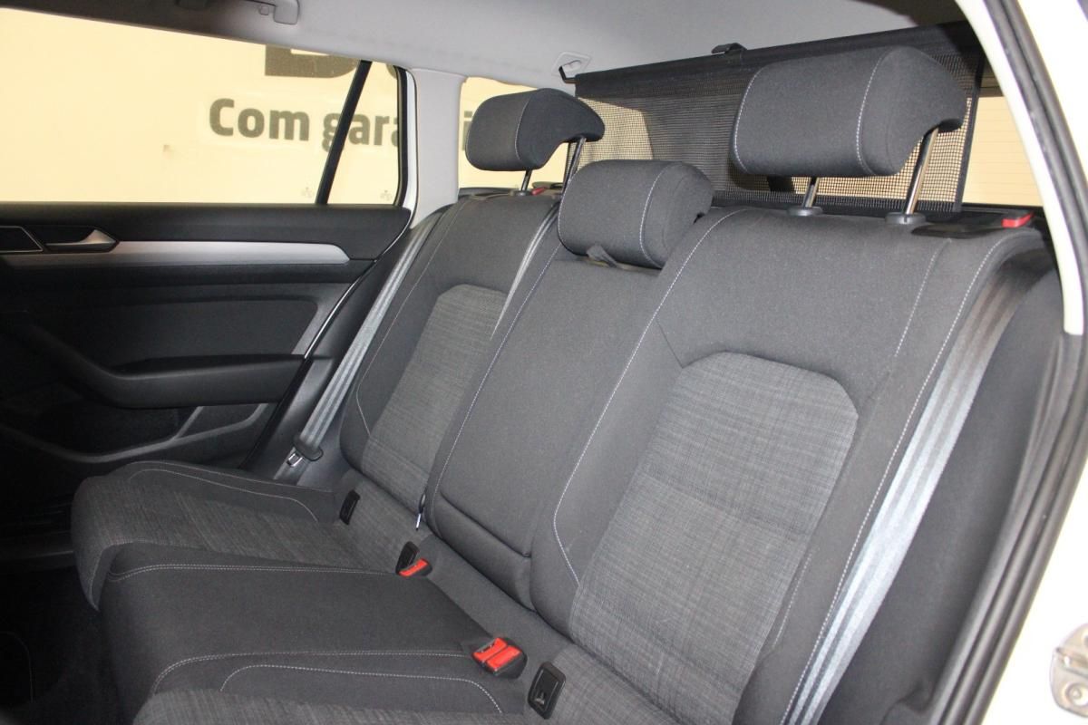 volkswagen-passat-variant-2019-diesel-1968cc