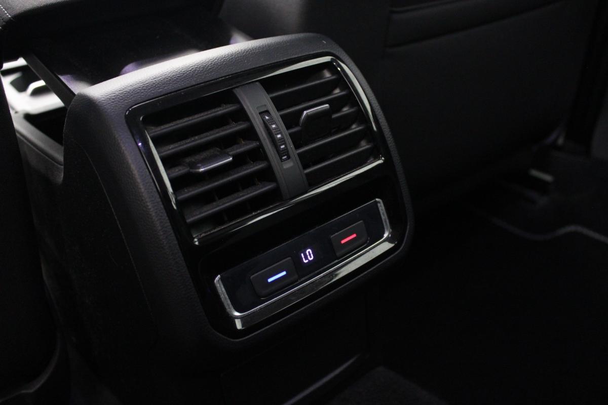volkswagen-passat-variant-2019-diesel-1968cc