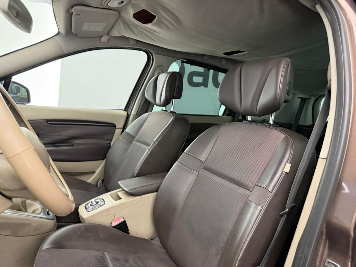renault-grand-scenic-2010-diesel-1461cc