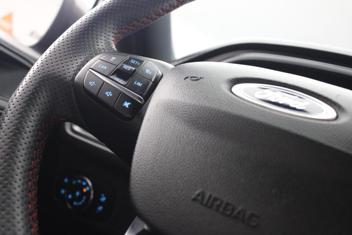 ford-focus-2023-gasolina-998cc