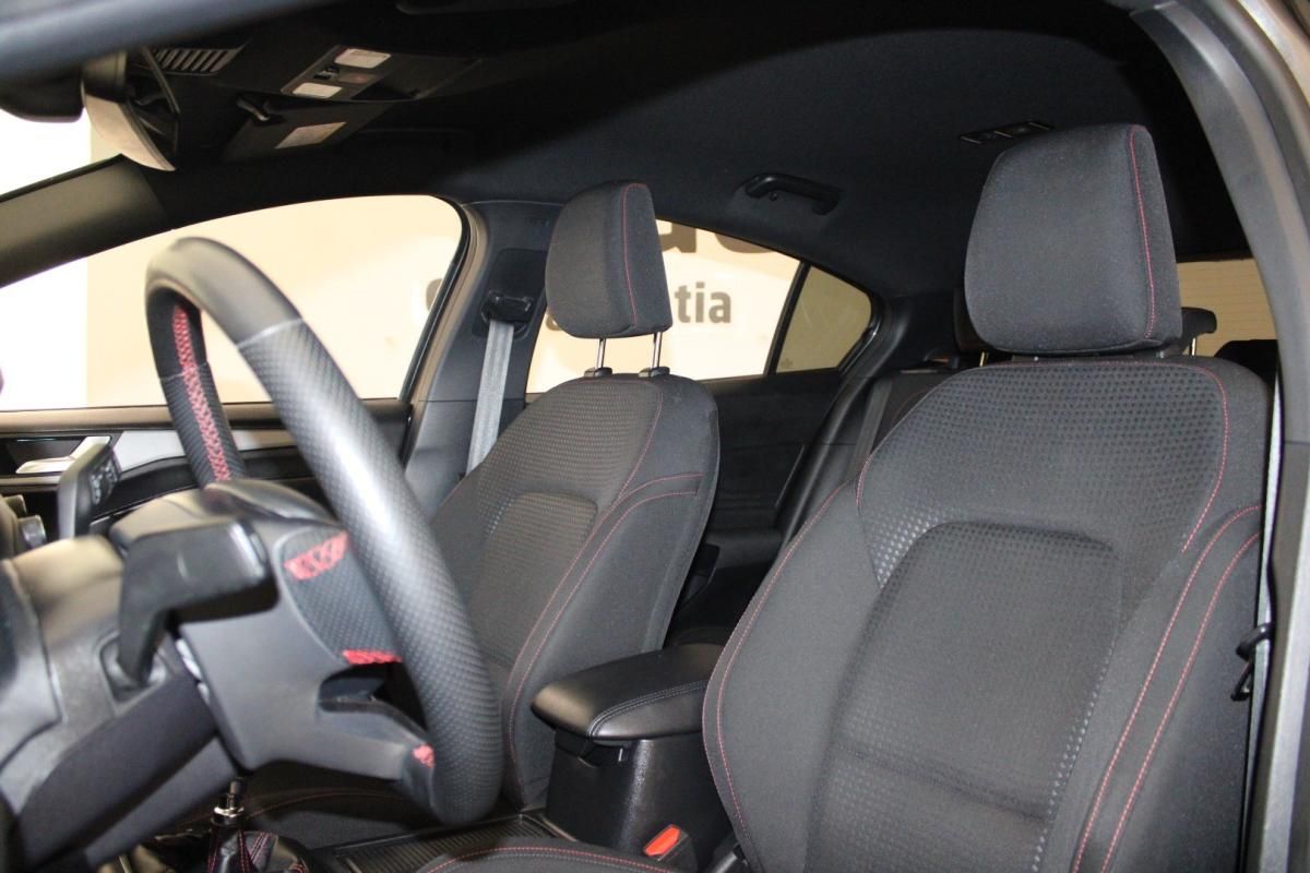 ford-focus-2023-gasolina-998cc