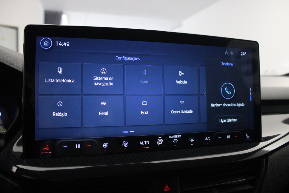 ford-focus-2022-diesel-1499cc