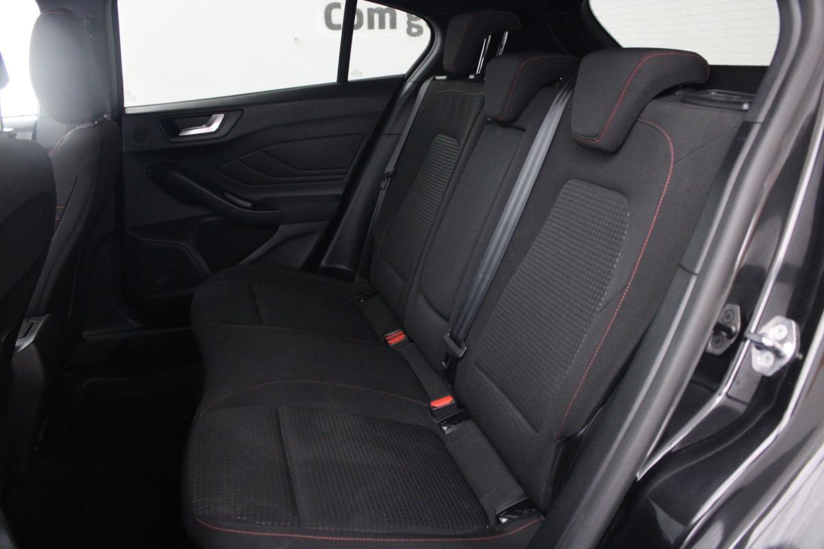ford-focus-2022-diesel-1499cc