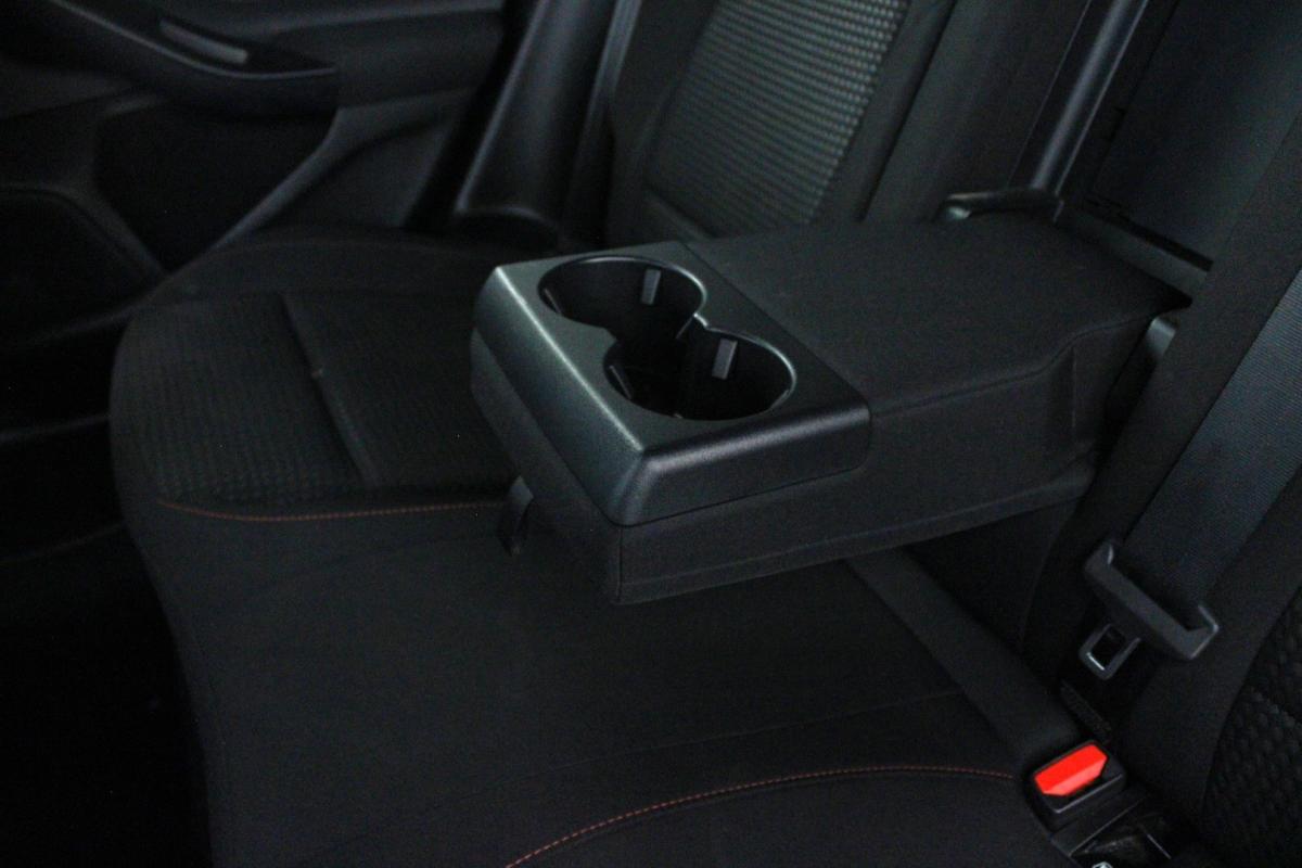 ford-focus-2022-diesel-1499cc