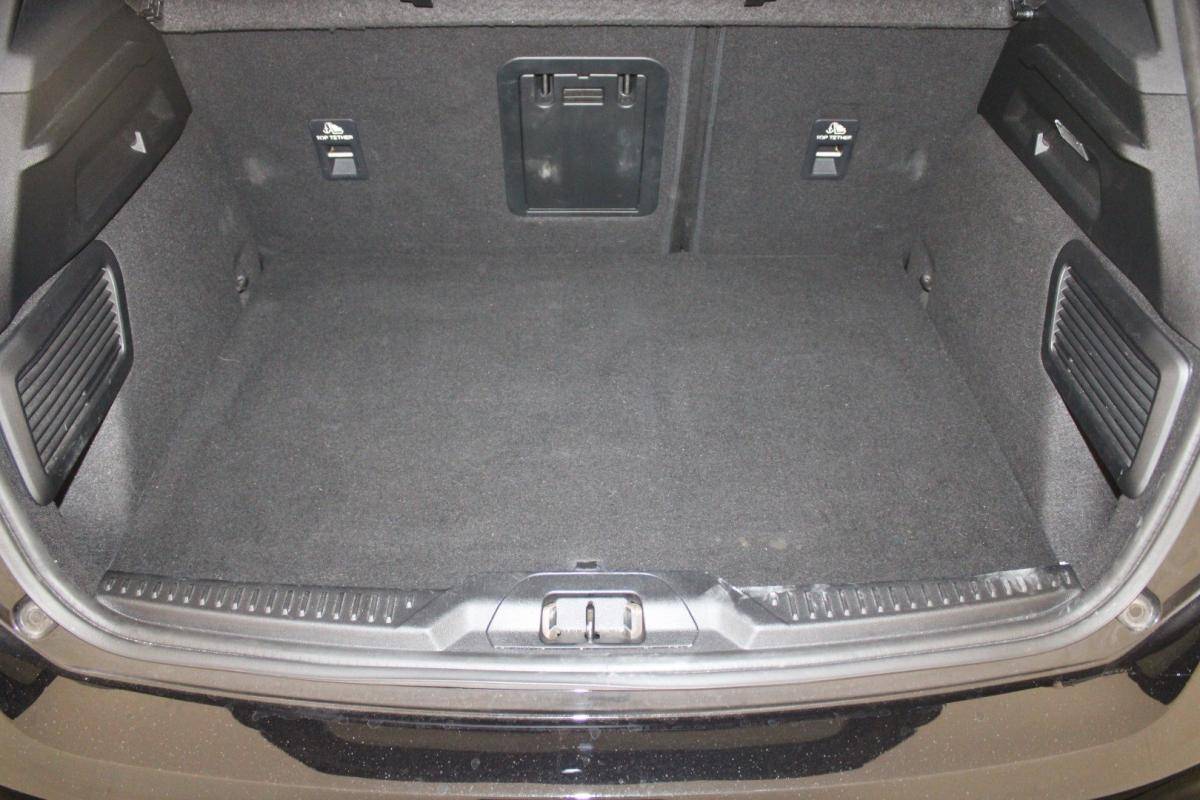 ford-focus-2022-diesel-1499cc