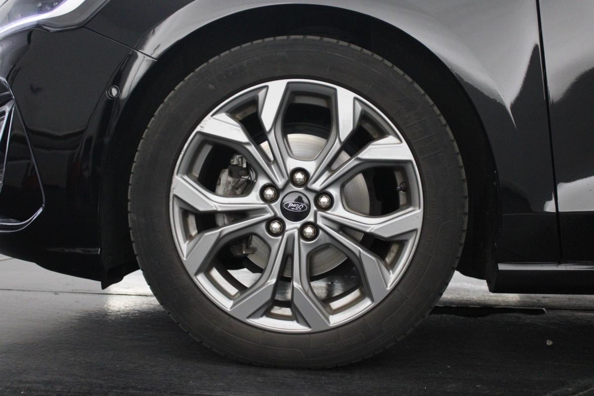 ford-focus-2022-diesel-1499cc