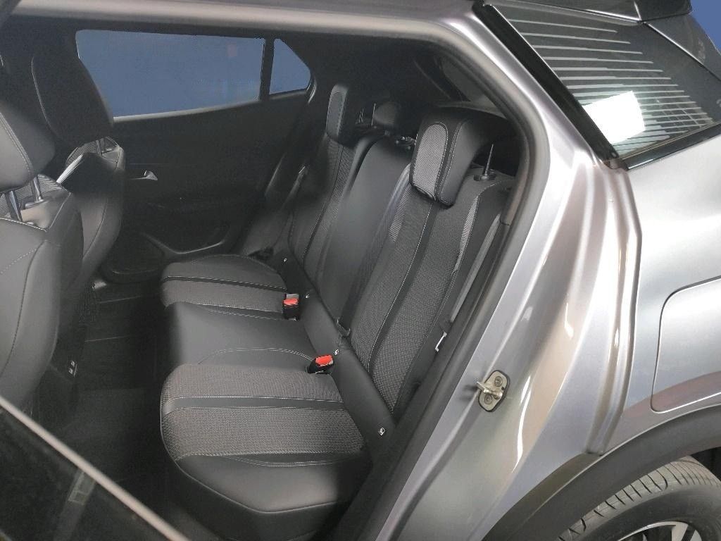 peugeot-2008-2021-diesel-1499cc