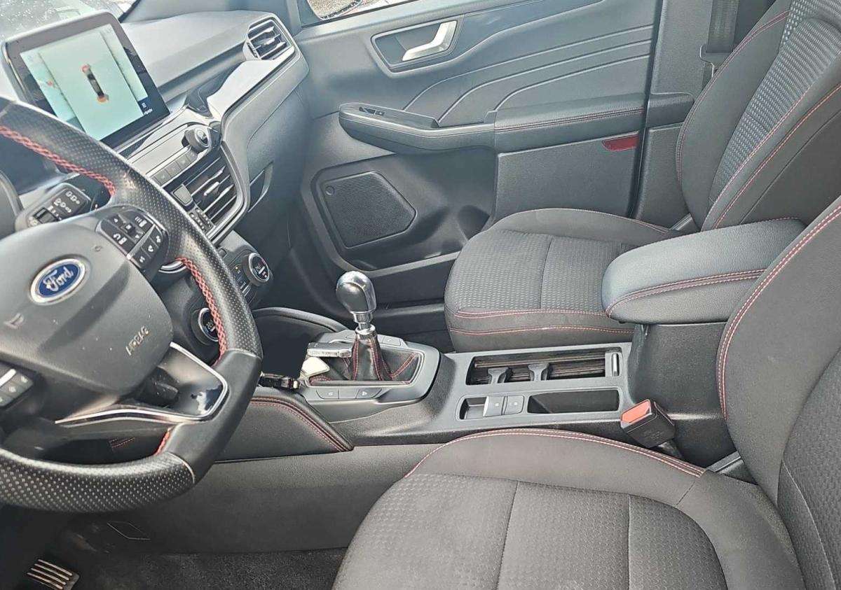 ford-kuga-2022-gasolina-1499cc