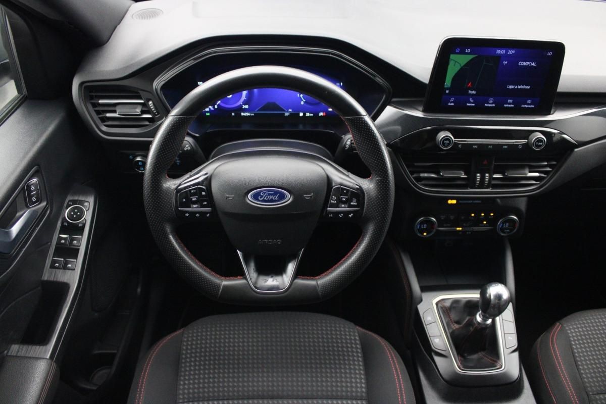ford-kuga-2022-gasolina-1499cc