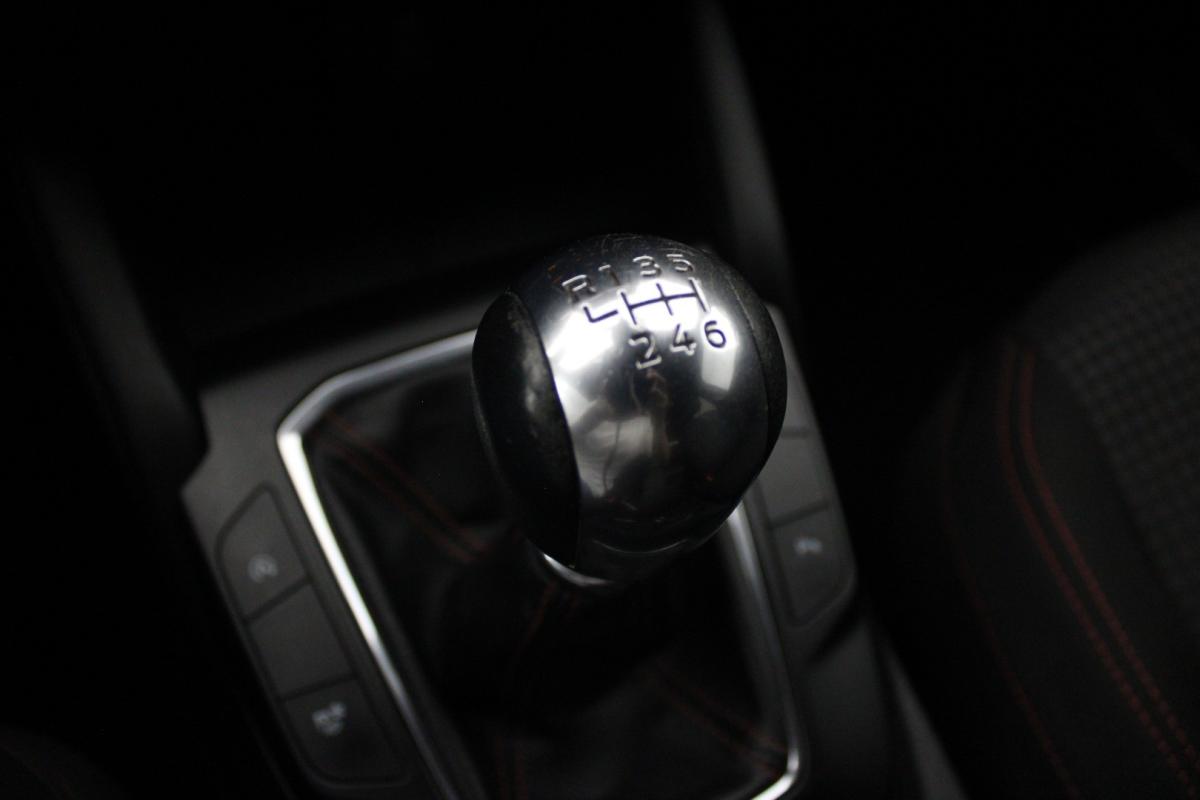 ford-kuga-2022-gasolina-1499cc