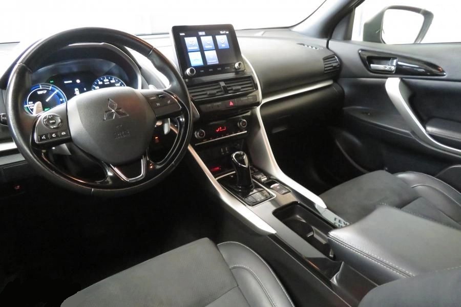 mitsubishi-eclipse-cross-2022-hibrido-a-gasolina-2360cc