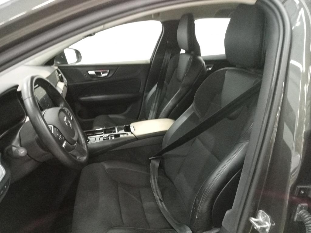 volvo-v60-2019-hibrido-a-gasolina-1969cc