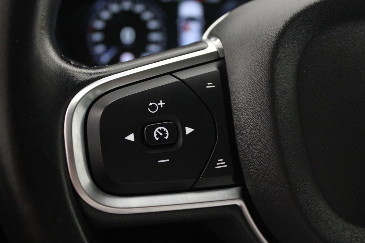 volvo-xc60-2019-gasolina-1969cc