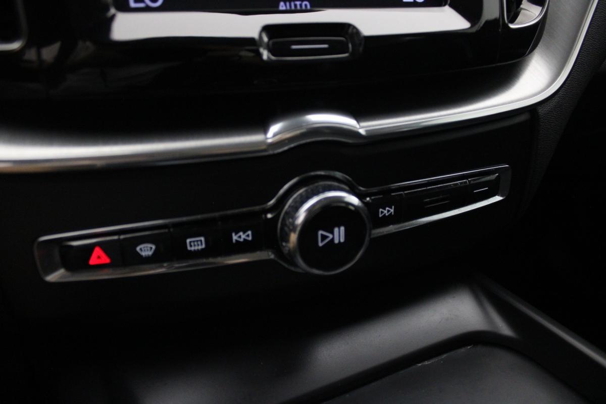 volvo-xc60-2019-gasolina-1969cc