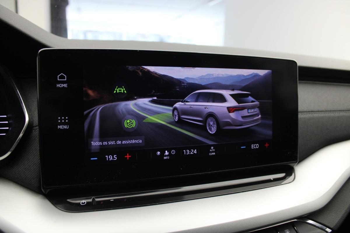 skoda-octavia-break-2021-hibrido-a-gasolina-1395cc