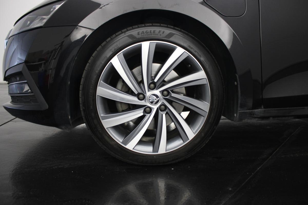 skoda-octavia-break-2021-hibrido-a-gasolina-1395cc