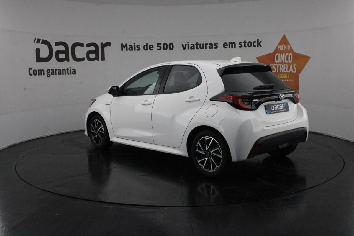toyota-yaris-2021-hibrido-a-gasolina-1490cc