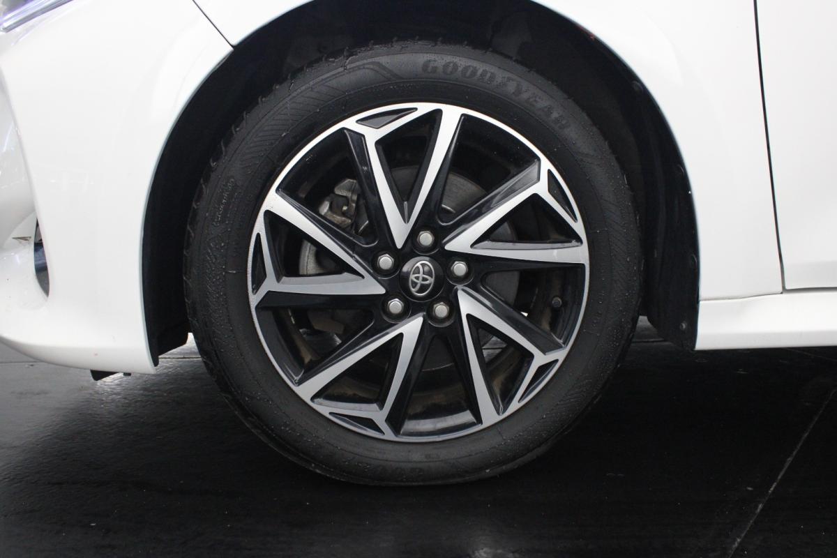 toyota-yaris-2021-hibrido-a-gasolina-1490cc