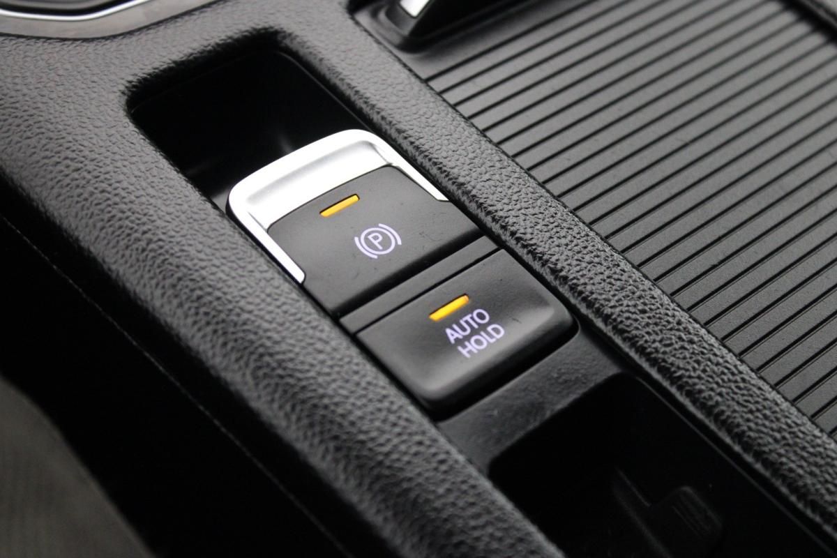 volkswagen-passat-variant-2020-hibrido-a-gasolina-1395cc
