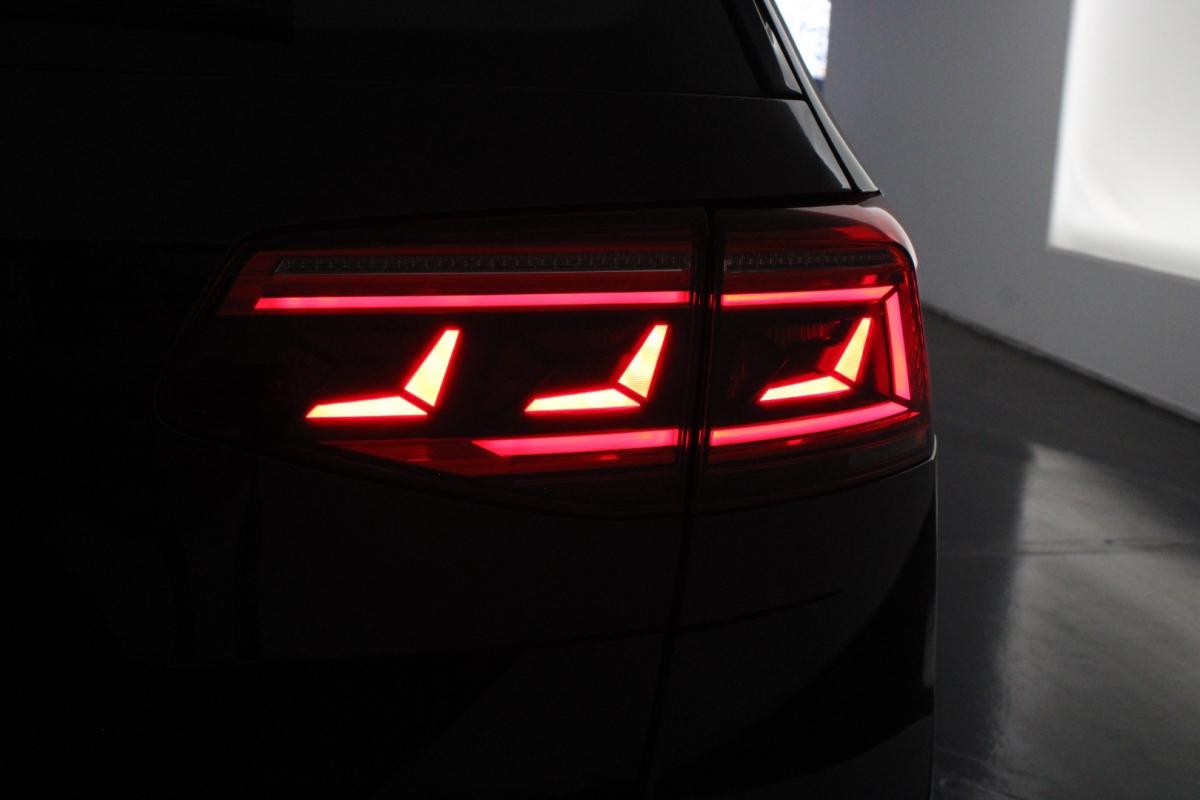 volkswagen-passat-variant-2020-hibrido-a-gasolina-1395cc