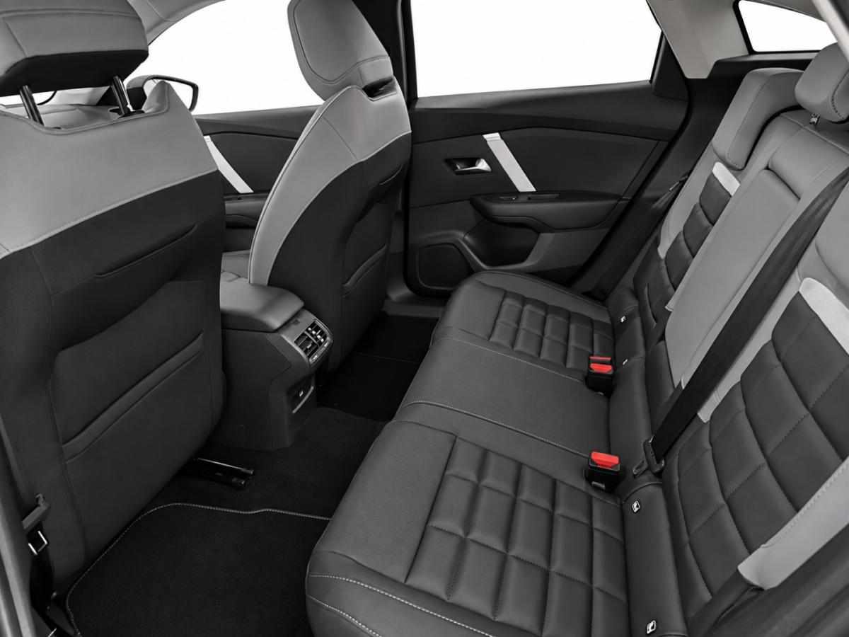 citroen-c4-1-2-hybrid-2025-gasolina-1199cc