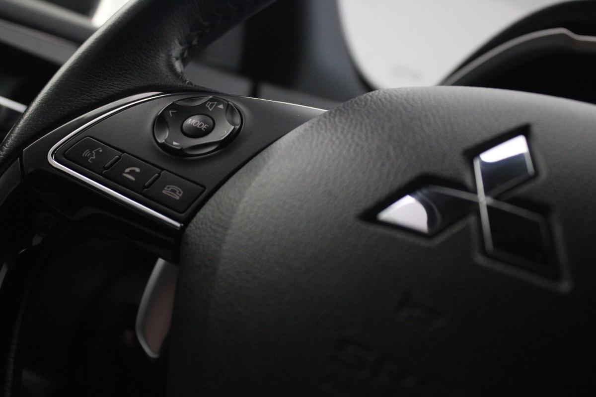 mitsubishi-eclipse-cross-2022-hibrido-a-gasolina-2360cc