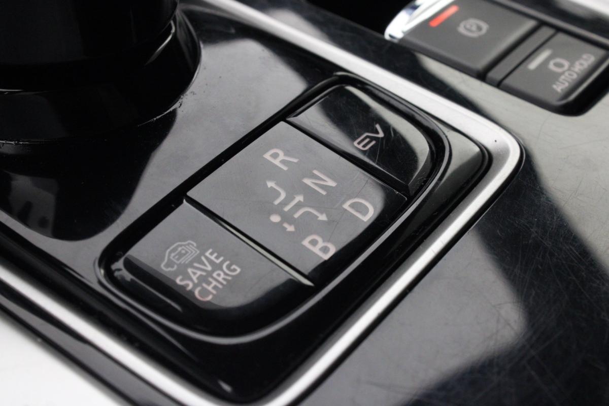 mitsubishi-eclipse-cross-2022-hibrido-a-gasolina-2360cc