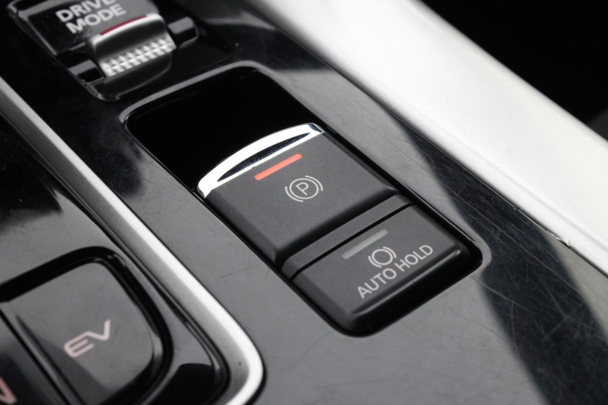 mitsubishi-eclipse-cross-2022-hibrido-a-gasolina-2360cc